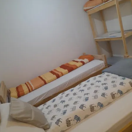Homestay Soba Sa Zajednickim Kupatilom I Kuhinjom *